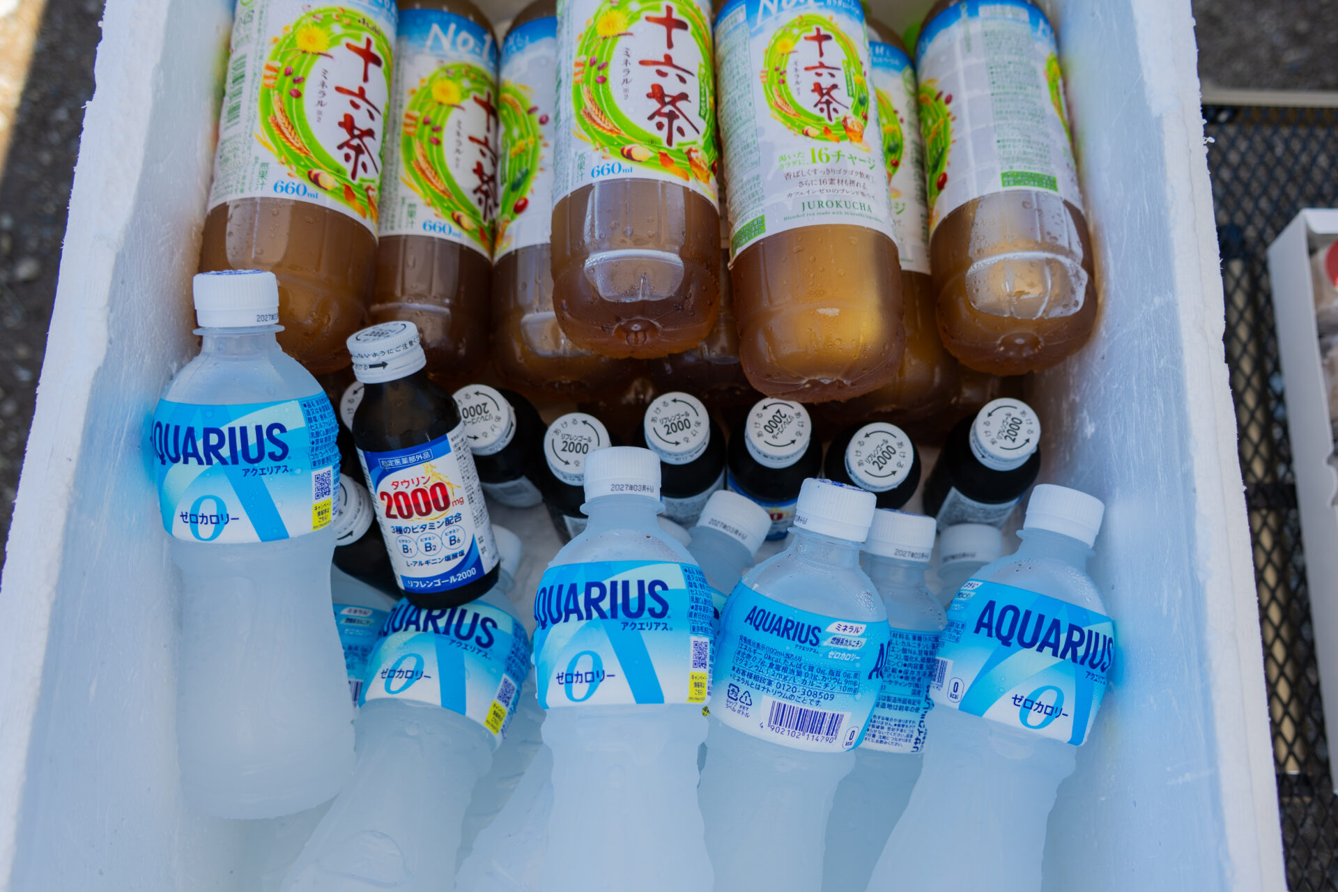 甲府市善光寺にて上棟日に職人さんのために用意された冷たい飲み物。